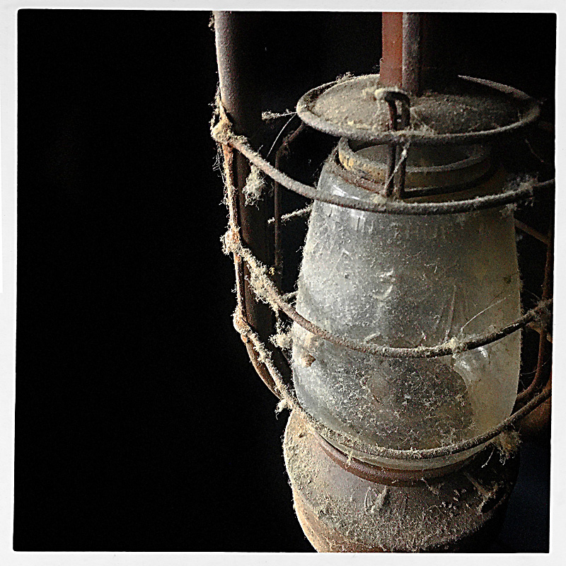 Dirty_BAT-Lamp
